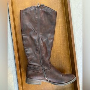 Bass Adrina extended calf tall boots